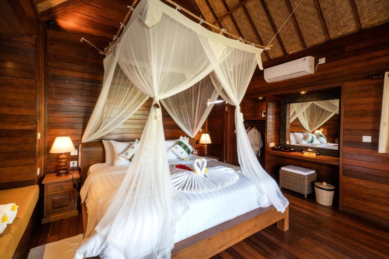 Royal Retreat Villa'S Lembongan Exterior foto